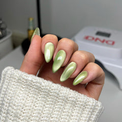 DND Diva 9D Cat Eye Glassball - Leafy Prowl #12