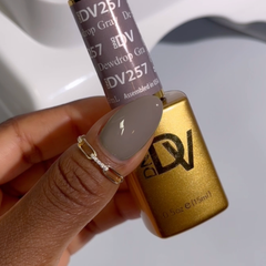 DND Diva - Dewdrop Gray #257