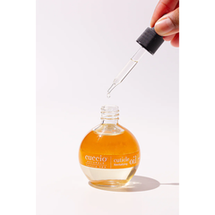 Cuccio Revitalizing Cuticle Oil - Milk & Honey
