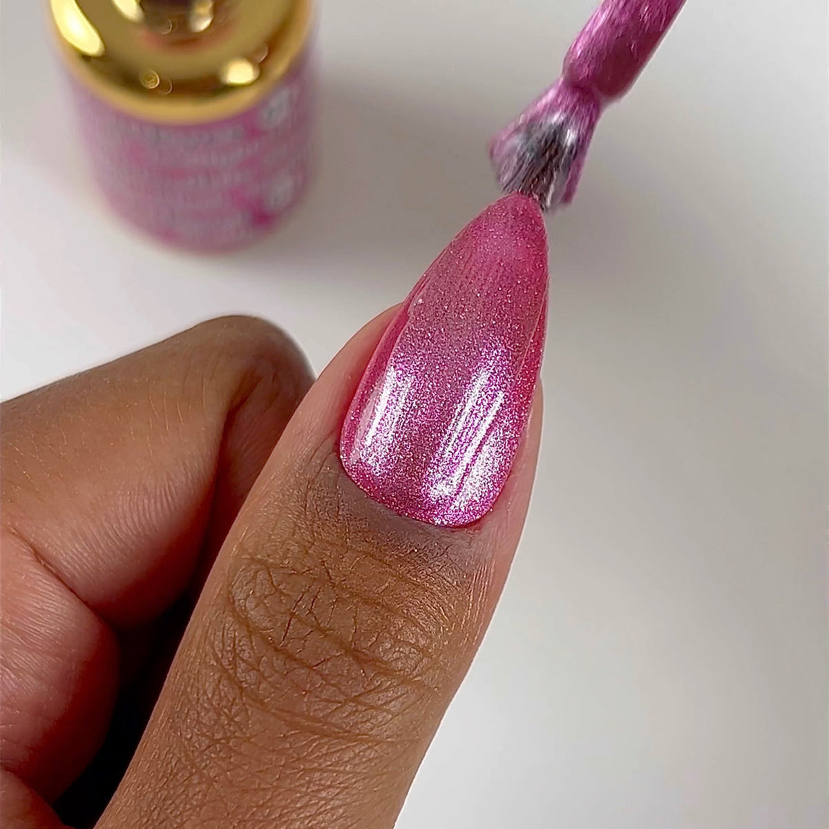 DND DC 9D Cat Eye Smoothie - Twilight Blush #01