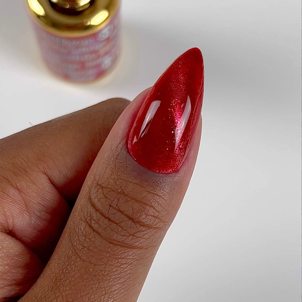 DND DC 9D Cat Eye Smoothie - Ruby Mirage #03