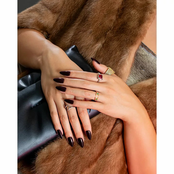 Gelish - Bella's Vampire .5oz