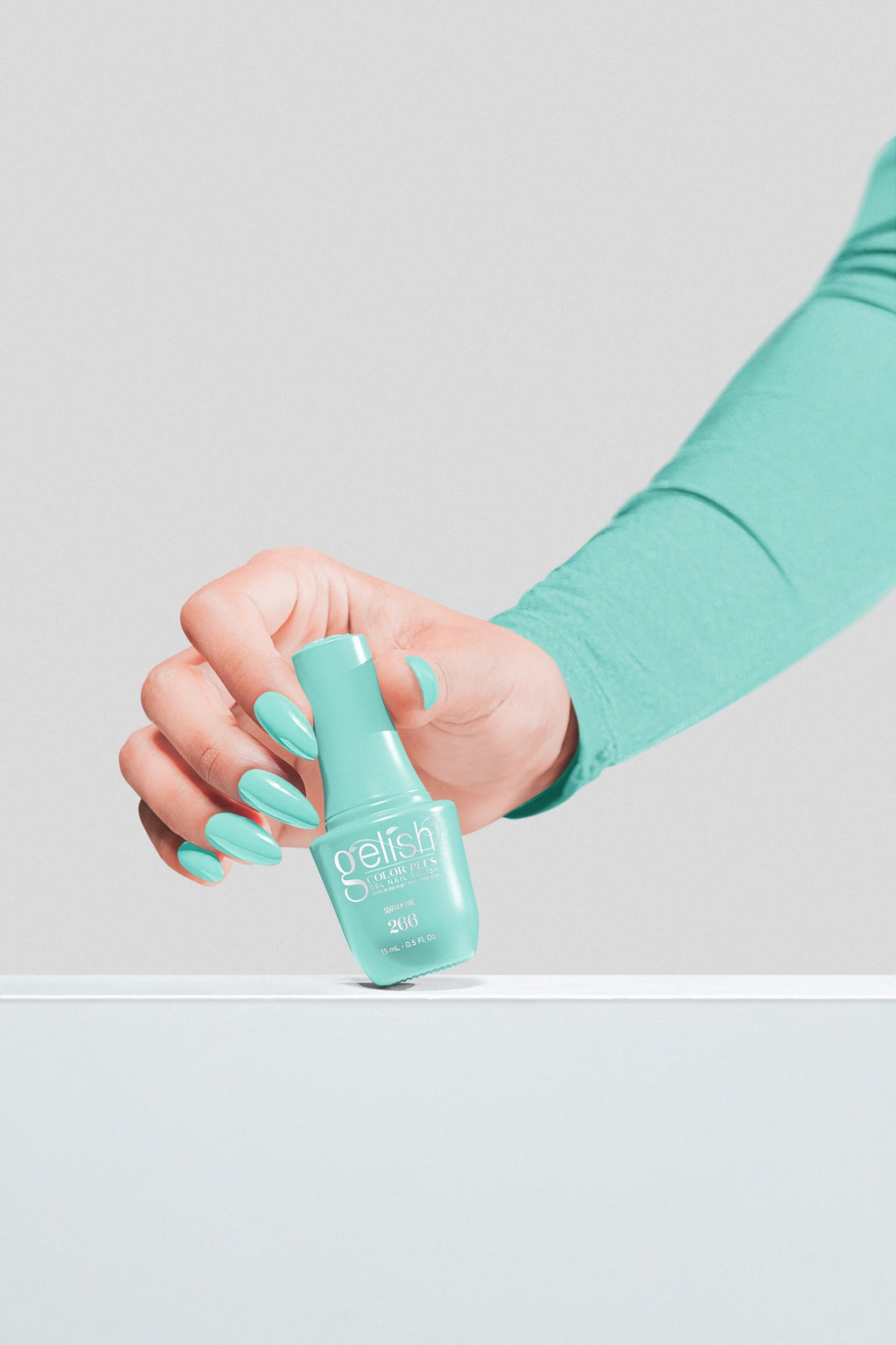 Seafoam Chic - Light Turquoise Crème