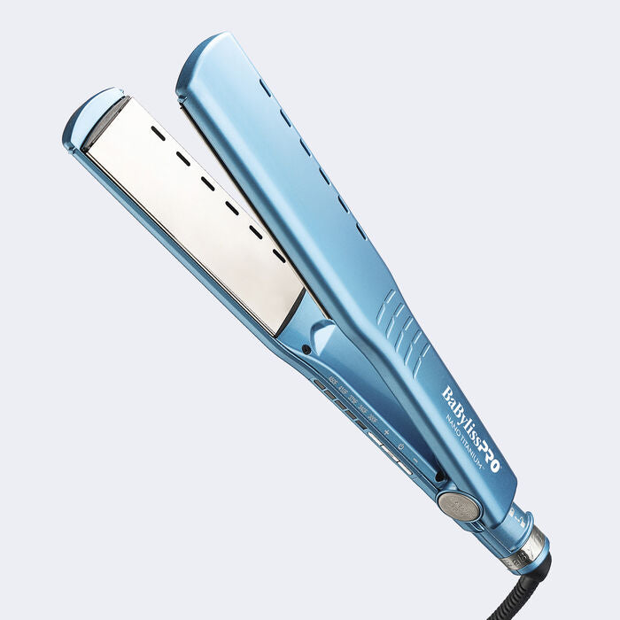 BabylissPro Nano Titanium 1 1/2‚Äö√Ñ√π Vented Ionic Flat Iron (BNT4093TUC) Main image