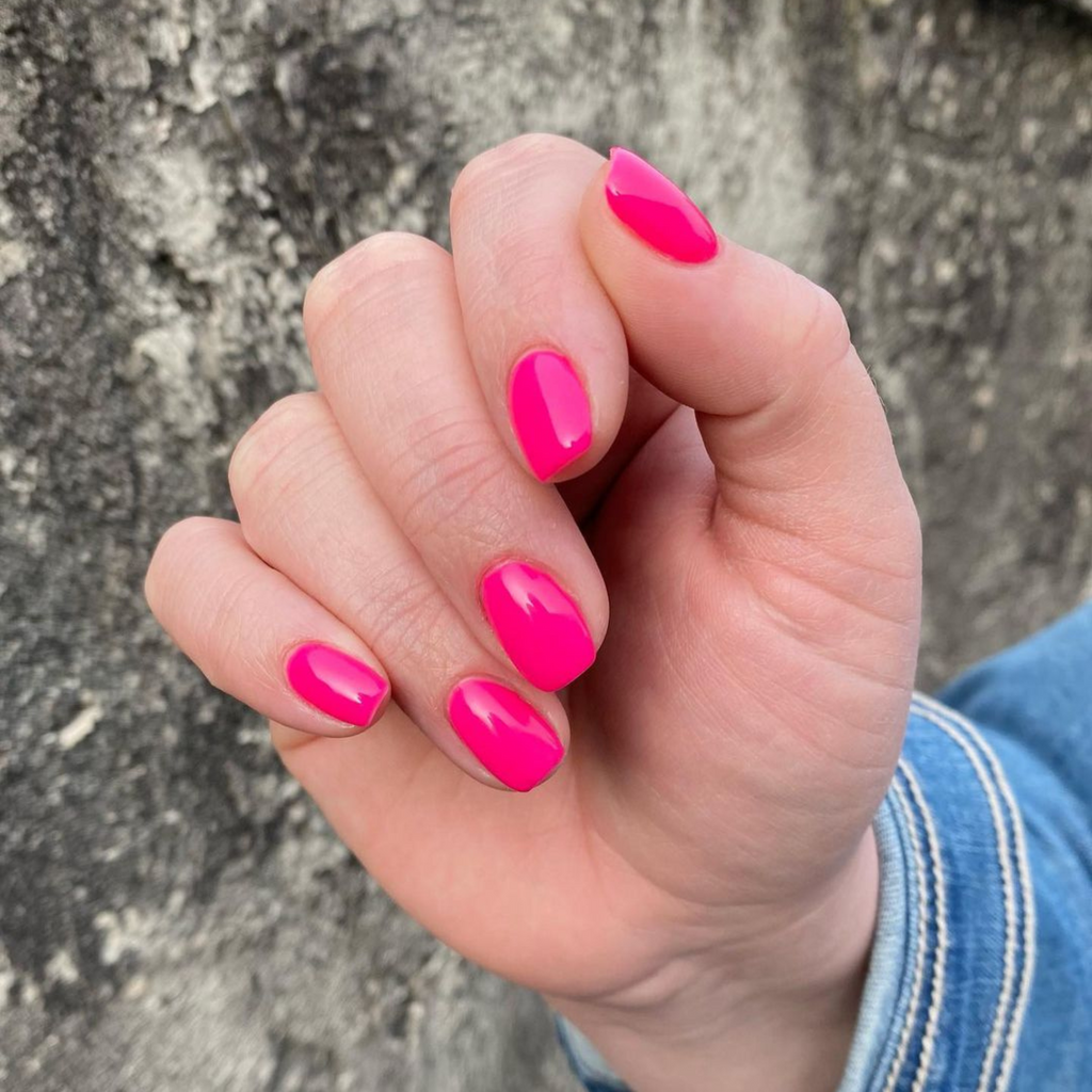 DND DC - Brilliant Pink #013