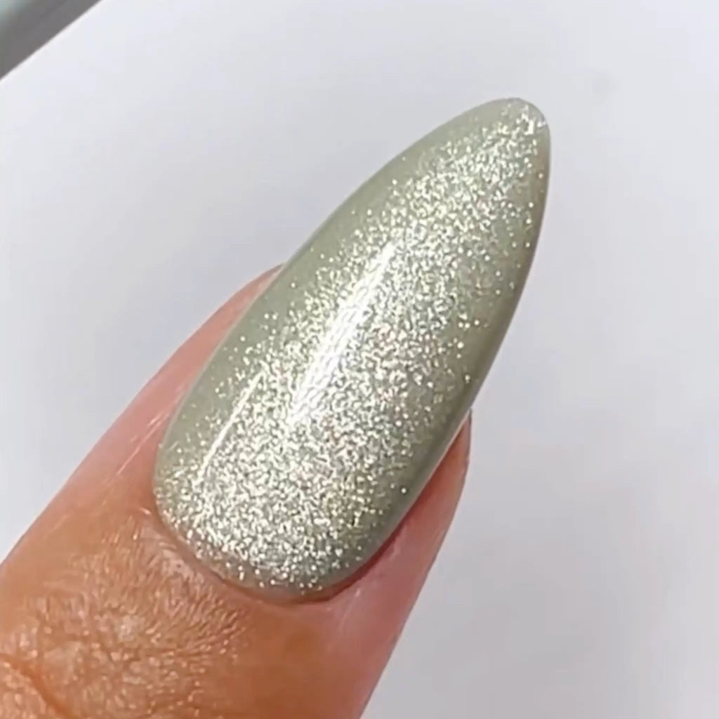 DND DC 9D Cat Eye Creamy - Misty Moss #29