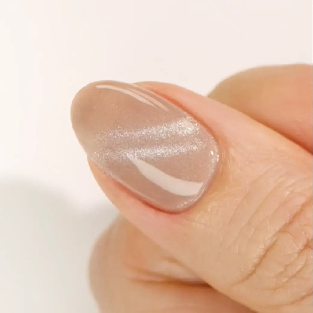 DND DC 9D Cat Eye Creamy - Catsanova #32