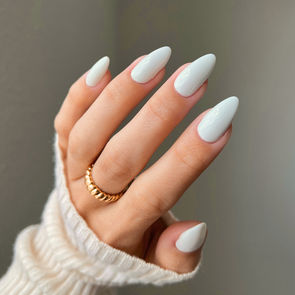 DND Diva - Smokey White #038