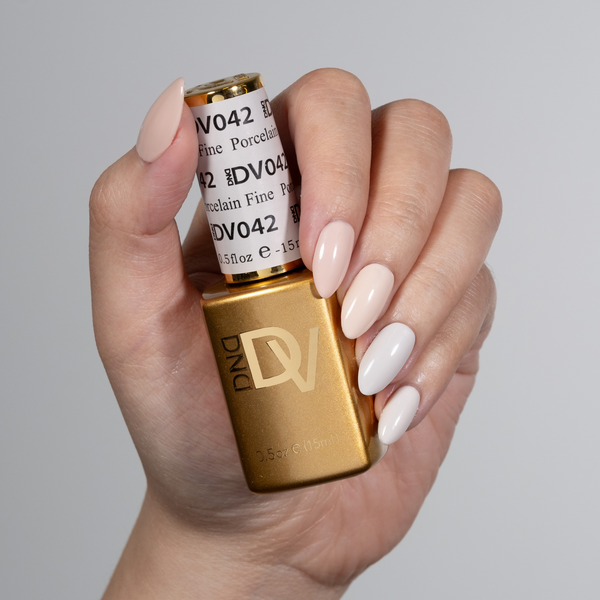 DND Diva - Porcelain Fine #042