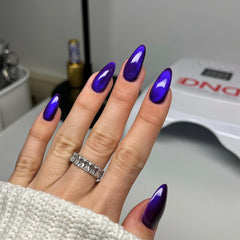 DND Diva 9D Cat Eye Glassball - Puma Purple #03