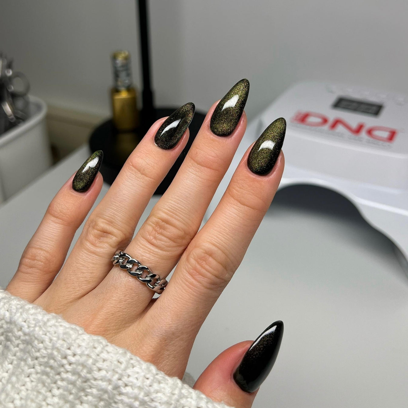 DND Diva 9D Cat Eye Glassball - Meow Or Never #06 Secondary image