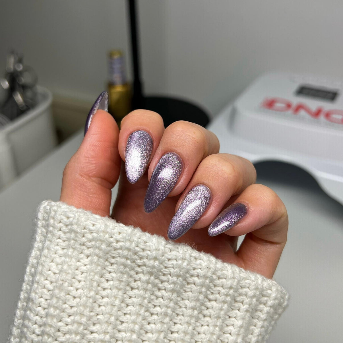 DND Diva 9D Cat Eye Candy - Wild Berry #19 Secondary image