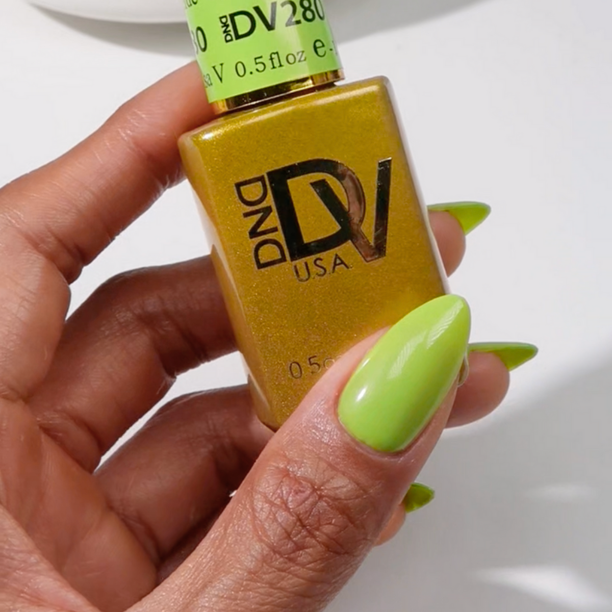 DND Diva - Salsa Verde #280