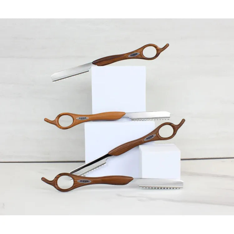 Feather Styling Razor Wood Look Handle