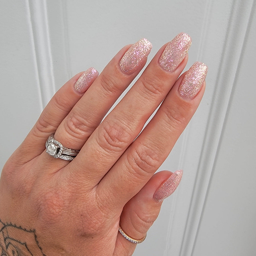 Light Elegance - Crybaby Glitter Gel (10ml)