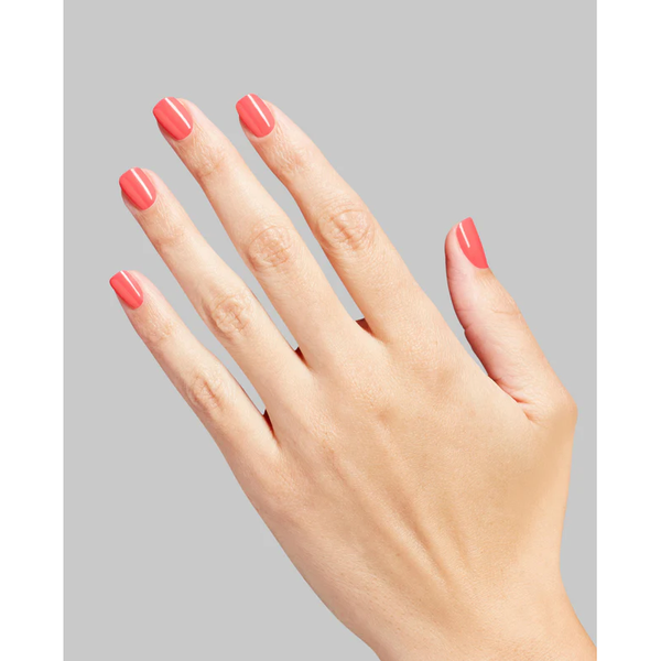 OPI Nail Lacquer - Drive ‘Em Magenta  (NLS052)