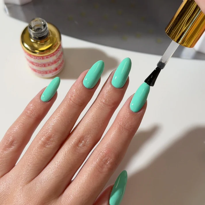 DND DC - No Cleanse Top Coat 900 .6oz Secondary image