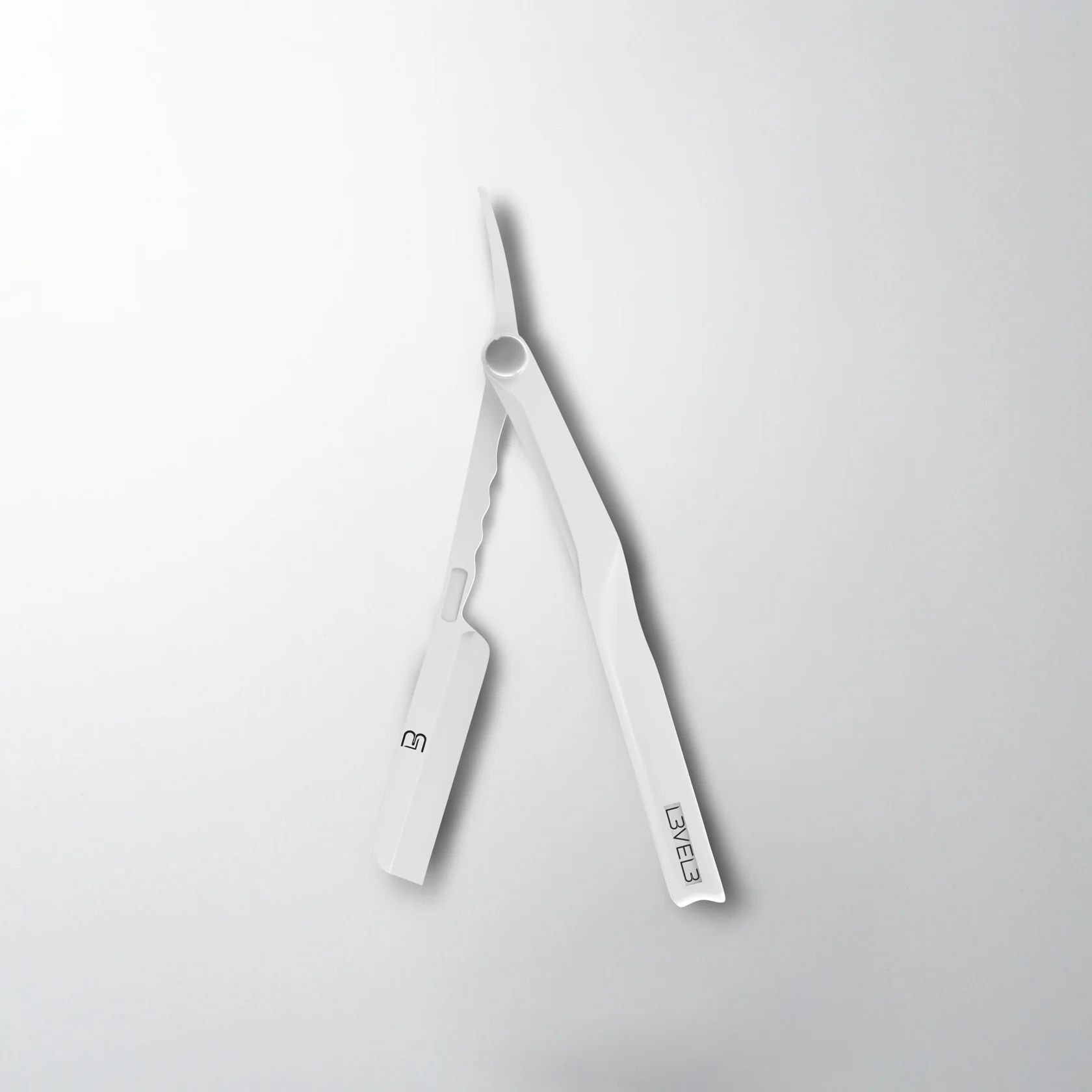L3VEL3 Milly Blade Razor Holder - Frost White Main image