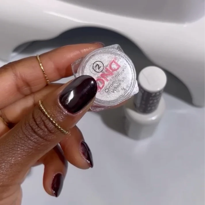 DND Chrome Effect - White Silk 2 - 1g