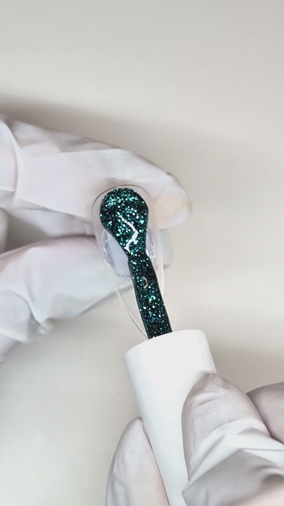 Light Elegance - Sinful Glitter Gel (10ml)