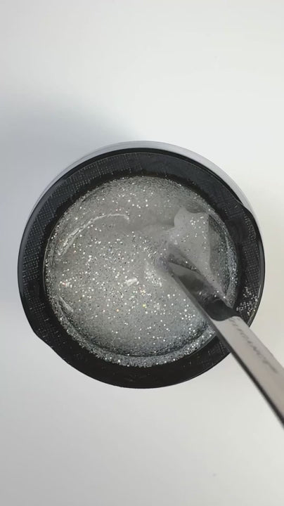 Light Elegance - Diamond And Pearls Glitter Gel (10ml)
