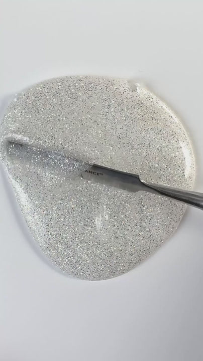 Light Elegance - Diamond And Pearls Glitter Gel (10ml)