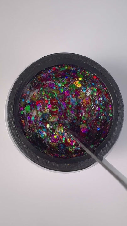 Light Elegance - Everyone's A Critic Glitter Gel (10ml)