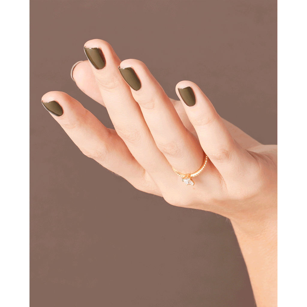 OPI Nail Lacquer - Suzi-First Lady of Nails (NLW55)
