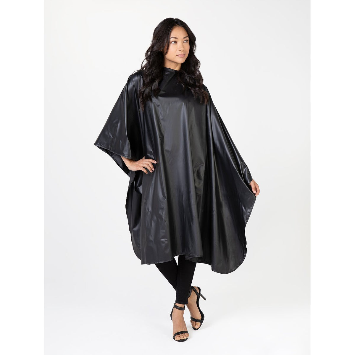 Betty Dain Grandeur Shampoo Cape - Black Main image