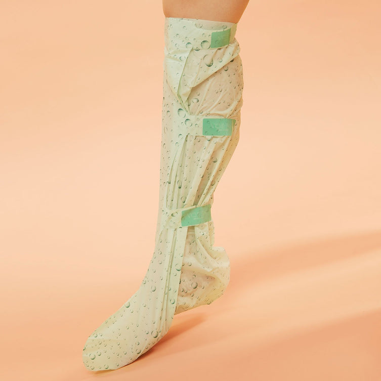 Voesh Cooling Therapy Knee-High Socks Secondary image