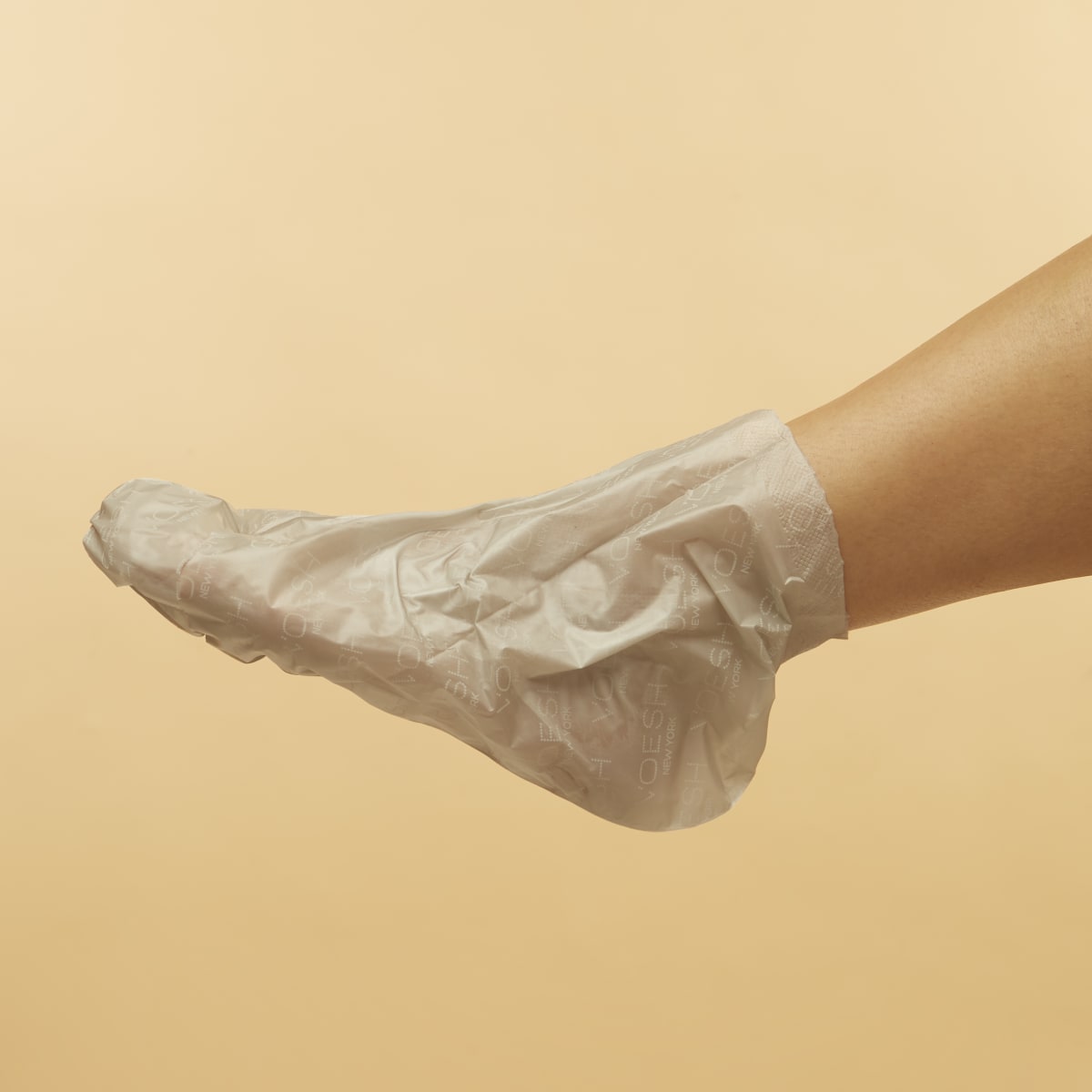 Voesh Collagen Socks - Cannabis Seed Oil Secondary image