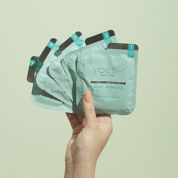 Voesh Pedi 5 Step O2 Fizz - Mint Mimosa Secondary image